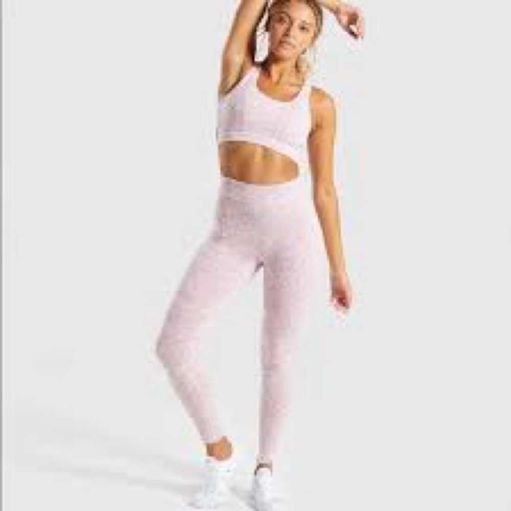 SET Gymshark Fleur Bra and leggings